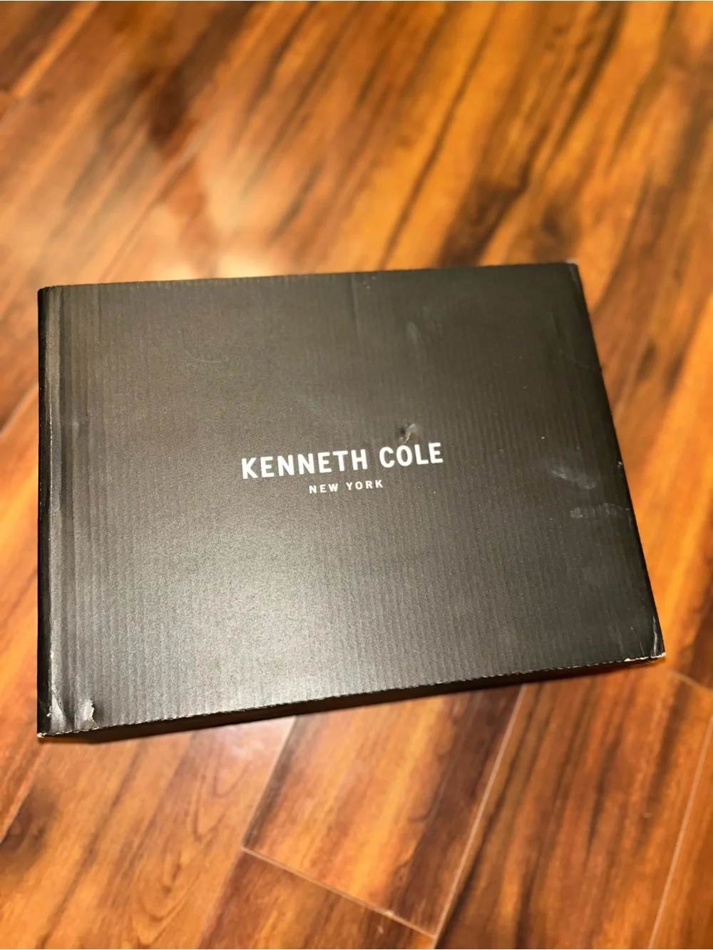Kenneth Cole kenneth cole
